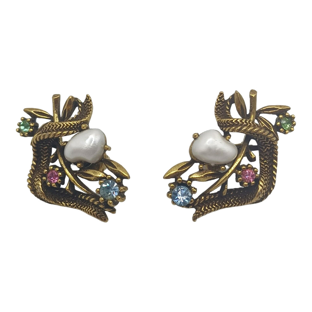 Vtg Coro Sorrento Baby Tooth Faux Pearl Gold Tone Rhinestone Clip on Earrings